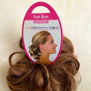 Messy Bun - Fun Bun - Strawberry Shortcake Colour (light red)